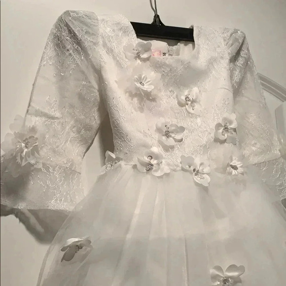 Girls White Lace and Tulle Dress 2T Formal - Picture 3 of 8